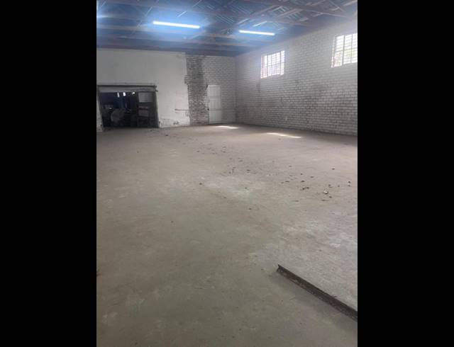 INDUSTRIAL PROPERTY TO RENT IN MAFIKENG CBD
